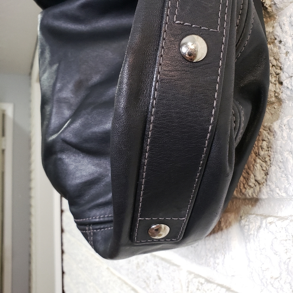 Coach Zoe Large Leather Hobo Shoulder Handbag - Picture 9 of 11